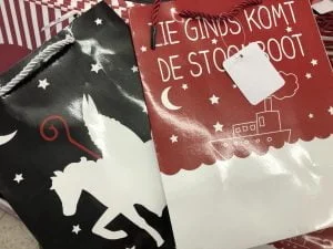 Sinterklaas_Zeeman_aftellen_aftelkalender_vlaggetjes_shirtje_Mamablogger_