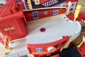 brandweerman_Sam_kazerne_Action_speelgoedtip_low budget_budgettip_mamablogger_
