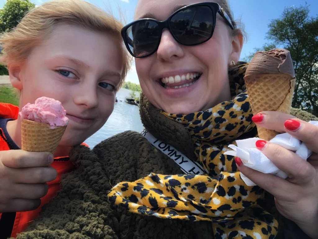 diary_persoonlijk_mamablogger_moederdag_bevrijdingsdag_barbecue_buren_
