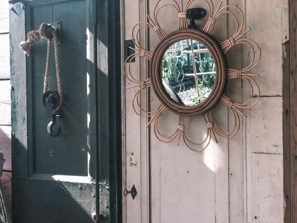 Interieur & Tuin | Deze leuke dingen kun je doen met oude deuren