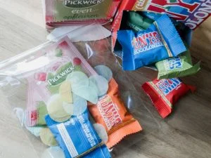 traktaties_juffentraktatie_coronaproof_HEMA_Action_Wibra_mamablogger_