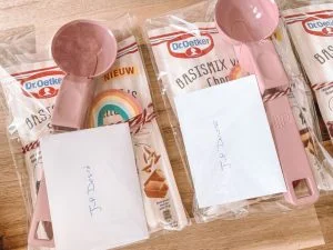 ijs_bedankje_juf_meester_Dr. Oetker_mamablogger_juffenbedankje_traktatie_mamablogger_