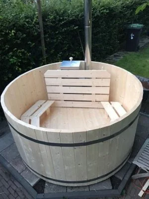 hottub_mamablogger_tuin_staycation_finse hottub_