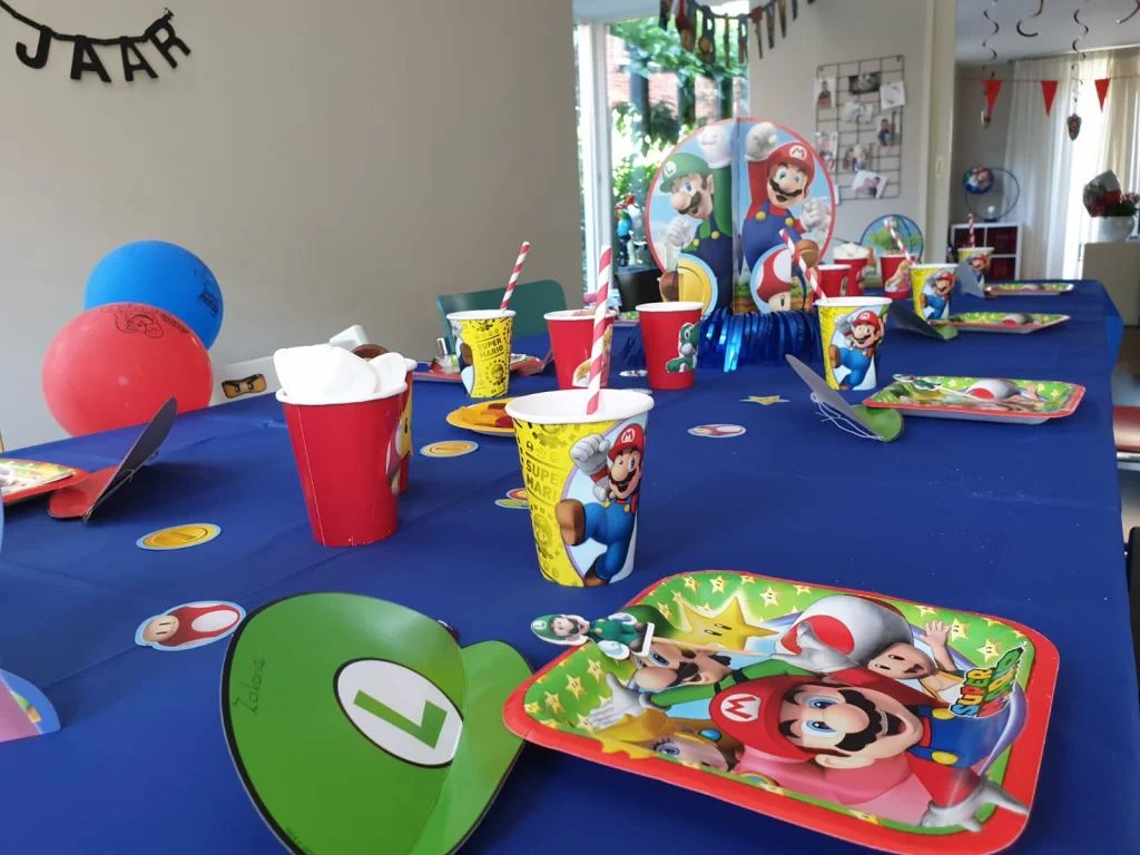 kinderfeestje_coronaproof_bruiloft_babyshower_limonade_met_prik_mamablogger_