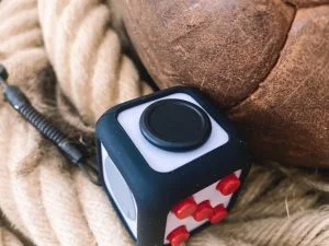 fidget_cube_speelgoed_winactie_mamablogger_