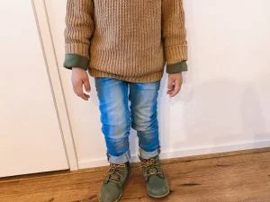Floris' outfits_mamablogger_kinderkleding_spijkerbroekjes_