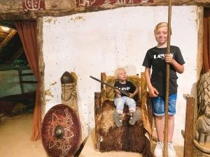 Prehistorisch Dorp_Eindhoven_budget uitje_gezin_dagje weg_mamablogger_