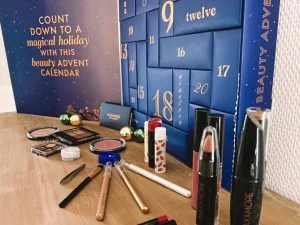 make-up adventskalender_action_Max & More_Mamablogger_beauty_