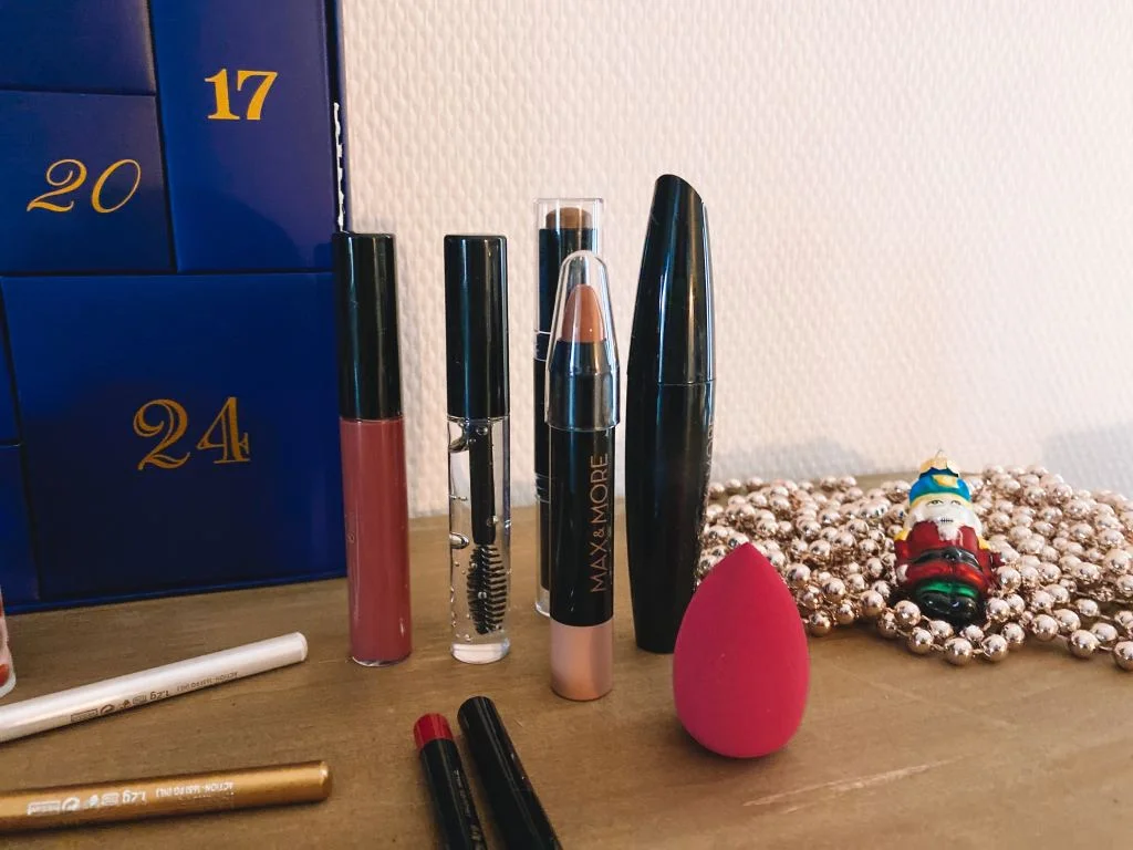 make-up adventskalender_action_Max & More_Mamablogger_beauty_