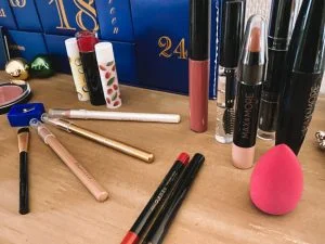 make-up adventskalender_action_Max & More_Mamablogger_beauty_