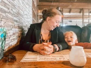 diary_persoonlijk_mamablogger_schoolkamp_avondvierdaagse_eettafel_drukke week_