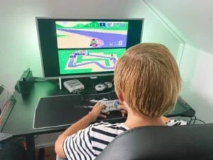tienerkamer_zolder_game bureau_kinderkamer_mamablogger_