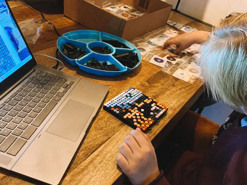 Brixelart_Cadeautip_LEGO_compatible_mamablogger_foto_pixels_