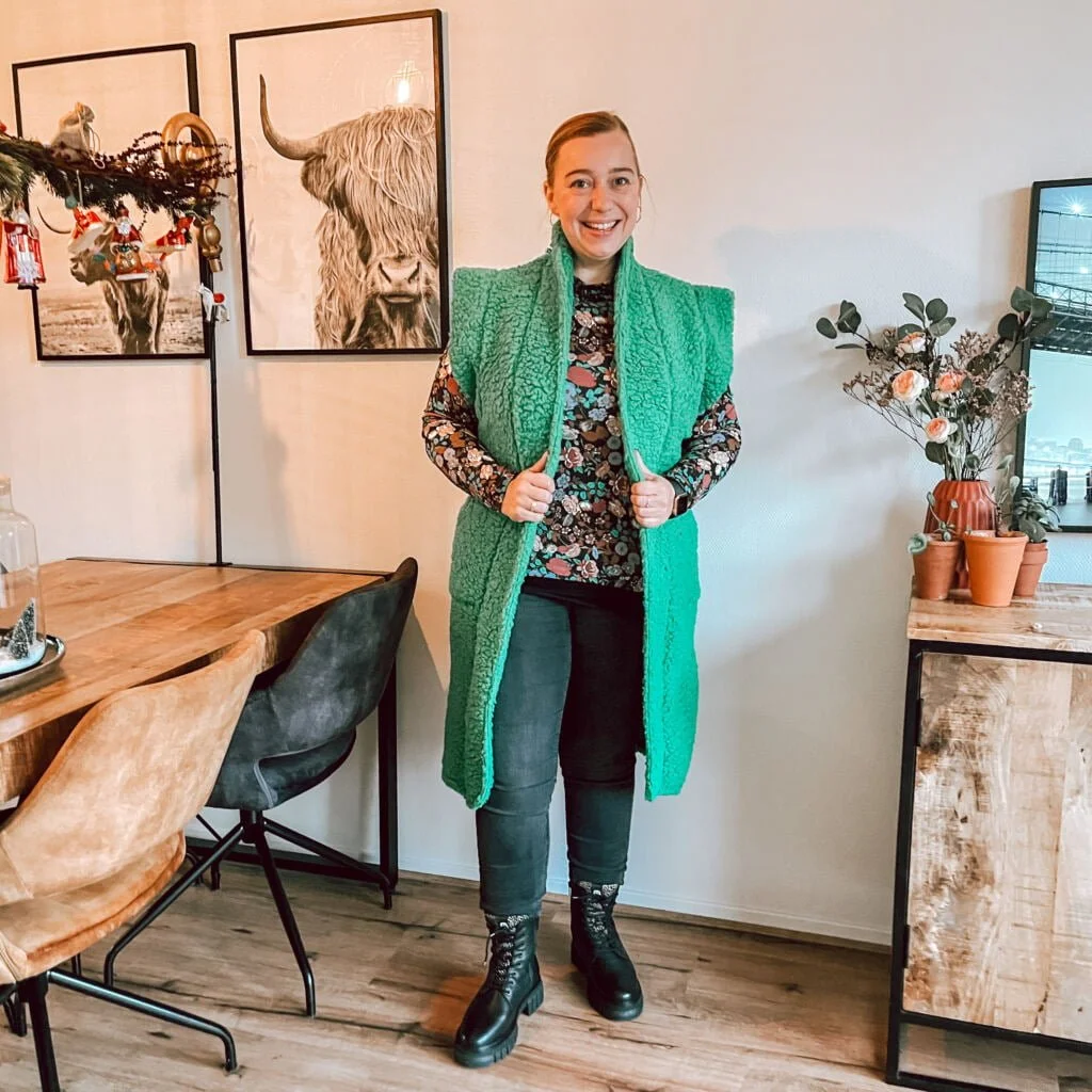 teddy gilet_Moms Outfits_trend_kleding_mamablogger_