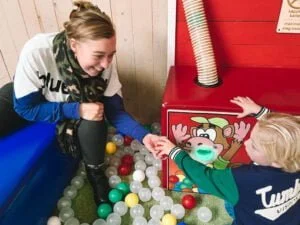 Mamablogger_Indoor Speeltuinen Test_Monkey Town warmond_review_indoor speeltuin_overdekt_verslag_