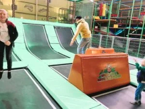 Mamablogger_Indoor Speeltuinen Test_Monkey Town, Bleiswijk_