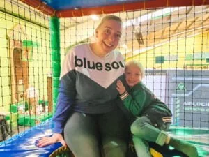Mamablogger_Indoor Speeltuinen Test_Monkey Town Bleiswijk_review_indoor speeltuin_overdekt_verslag_