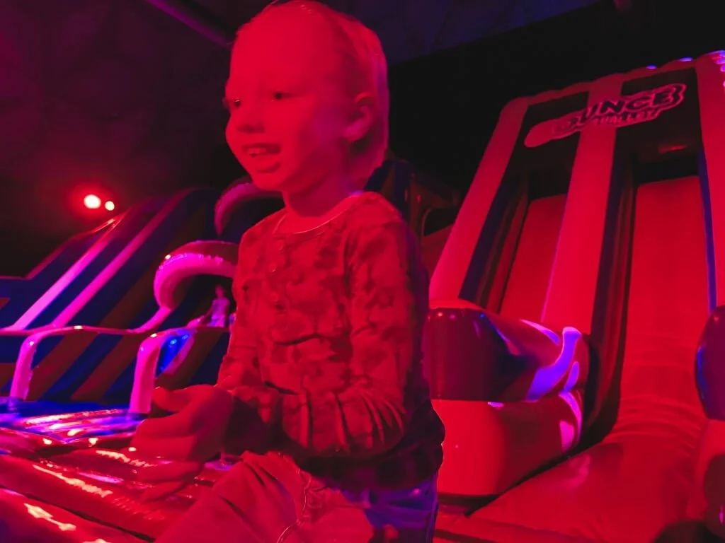 Mamablogger Indoor Speeltuinen Test_Bounce Valley_Zoetermeer_mamablogger_review_
