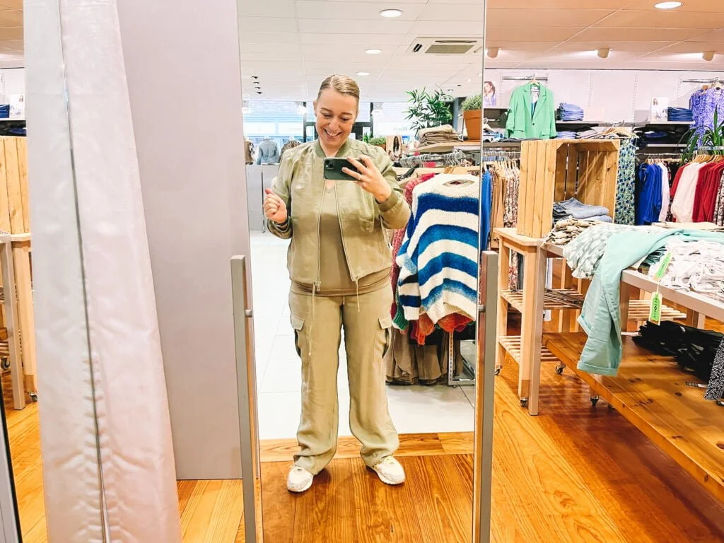 doorpas_modeshow_afvallen_kleding_mamablogger_mama's outfits_