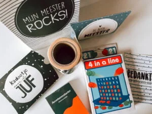 juffenbedankje_cadeau_juf_meester_mamablogger_tip_schooljaar_afscheid_origineel_Vrijbuiter_zomervakantie_