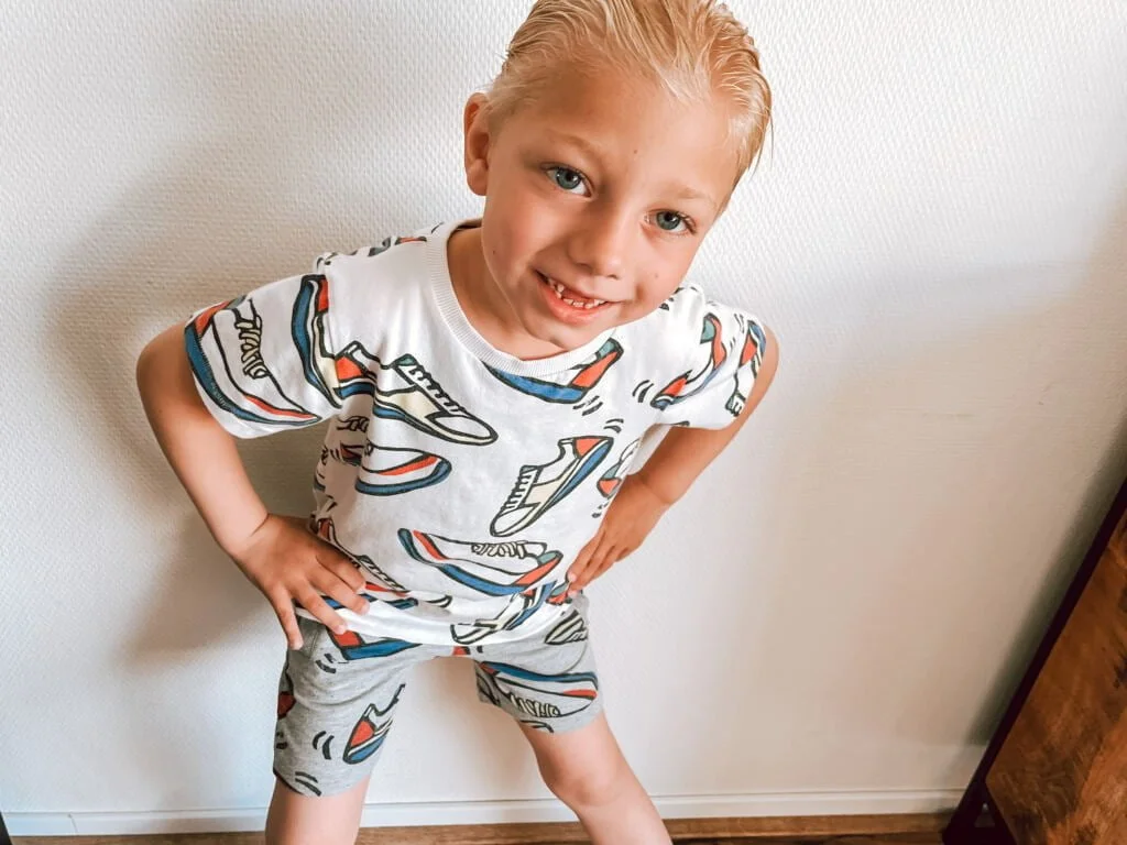 Vinted_outfits_zomerkleding_jongens_mamablogger_budget_