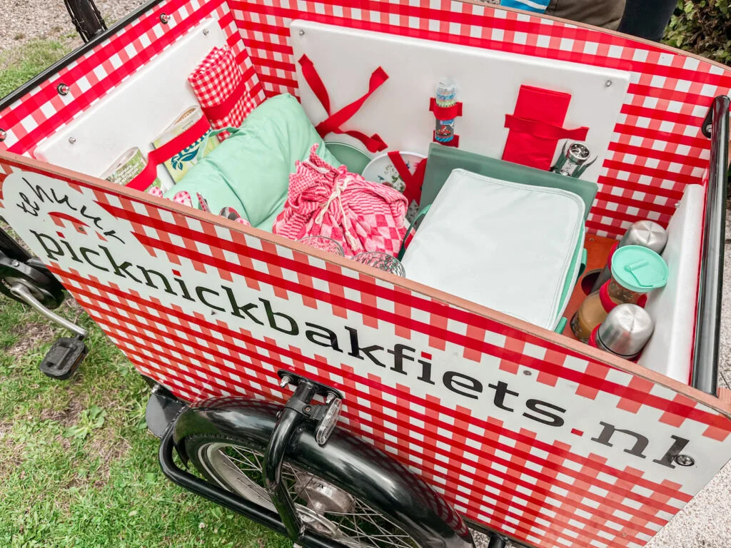 Picknick Bakfiets_dagje weg_Krimpenerwaard_Bergambacht_review_Mamablogger_gezin_