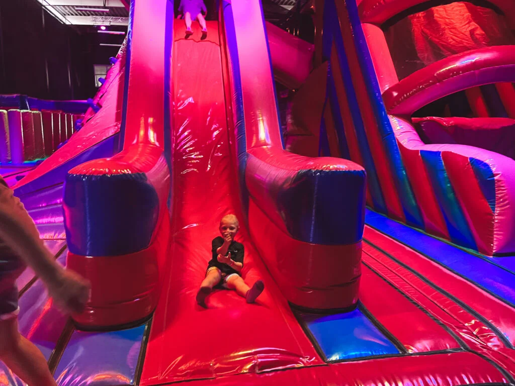 Bounce Valley_Delft_Mamablogger_Indoor Speeltuinen Test_review_