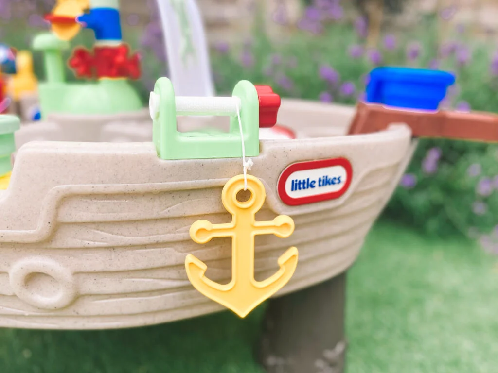 Anchors Away_piratenschip_Little Tikes_Mamablogger_zomertip_watertafel_