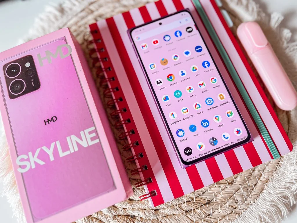 HMD Skyline_roze HDM telefoon_HDM smartphone_review_mamablogger_Gen-Z_