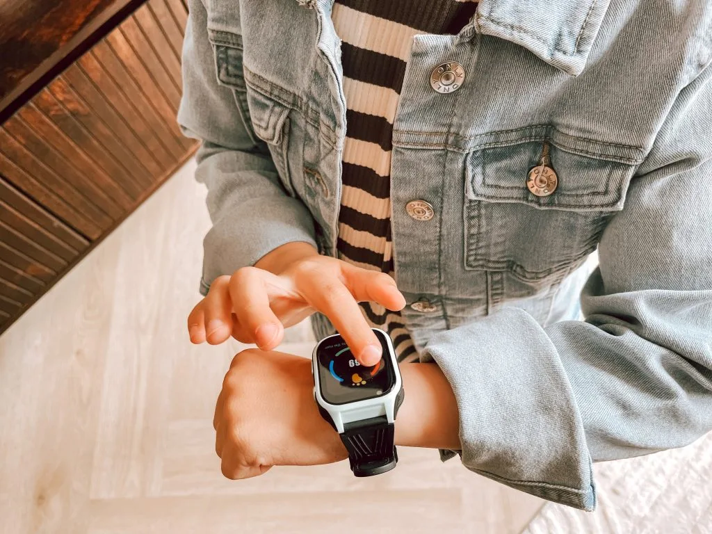GPS horloge_mamablogger_buiten spelen_opvoeden_