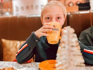 designer outlet Roosendaal_uitje_gezin_mamablogger_shoppen_winkelen_